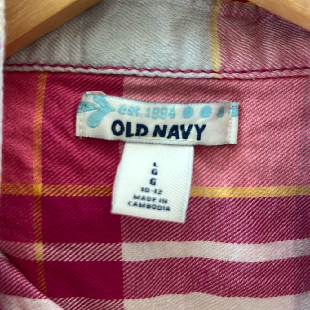 πBUY 3 for $15πOldβ Navy Girl's Sz L Pink Plaid Cotton Button-Up Shirt 10-12 - Picture 5 of 6